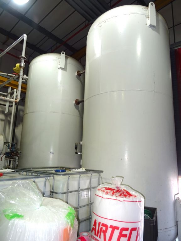2x Hoval large air receivers, 33bar G design press...