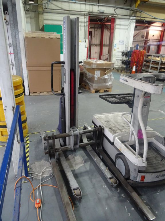 Advanced Handling SP-NT-VOY-1000-E electric pedest...