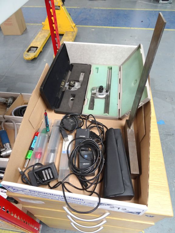 Qty various inspection equipment inc: Moore & Wrig...