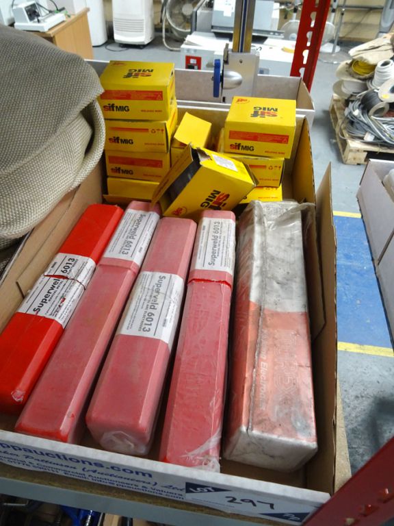 4x Superweld 6013 metal Arc electrobes, 9x Sigmig...