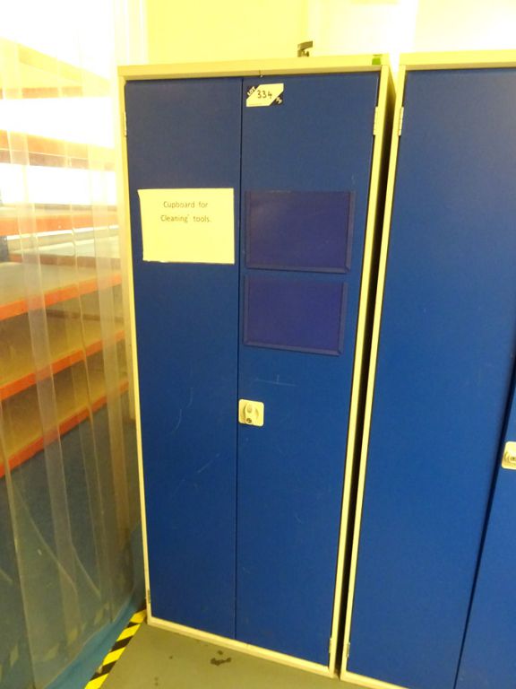 Bott metal 2 door storage cupboard, 750x550x2000mm...