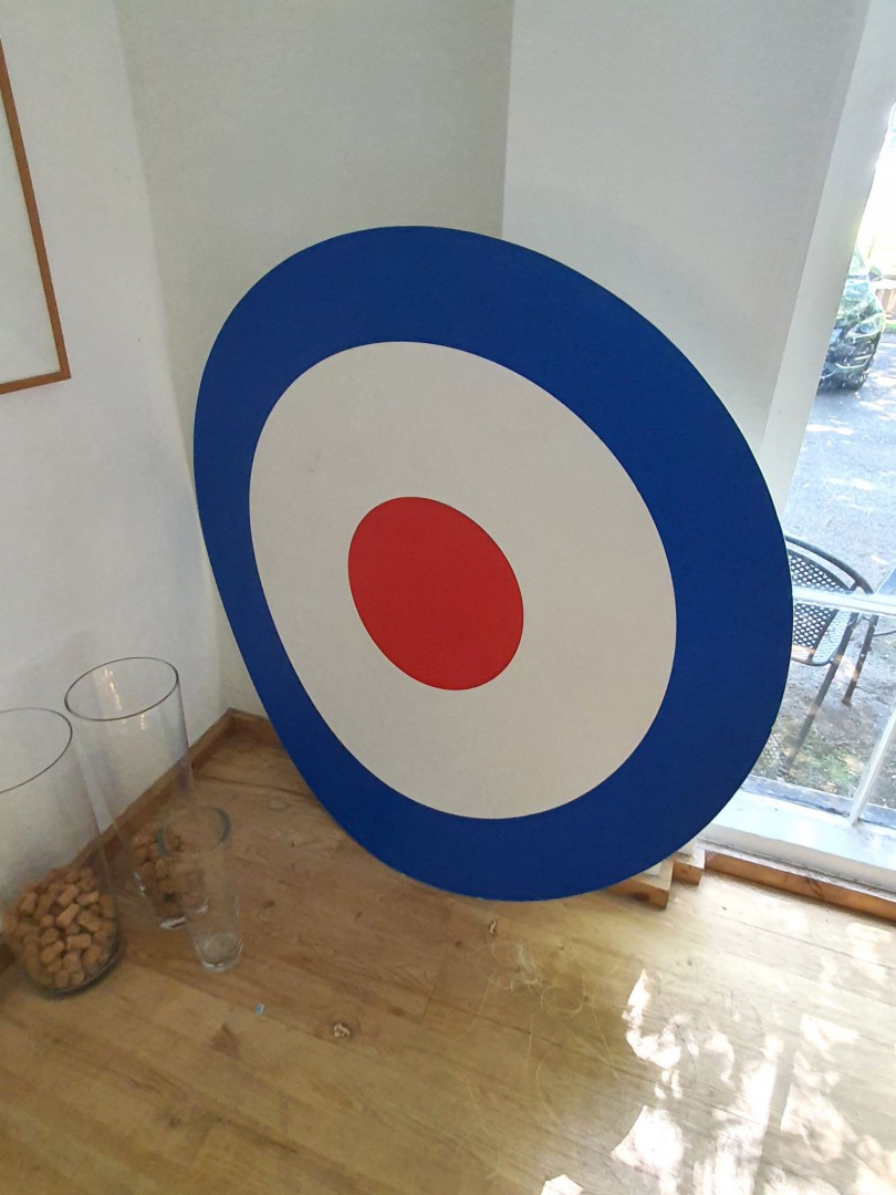1600mm dia cardboard red, whit, blue roundall