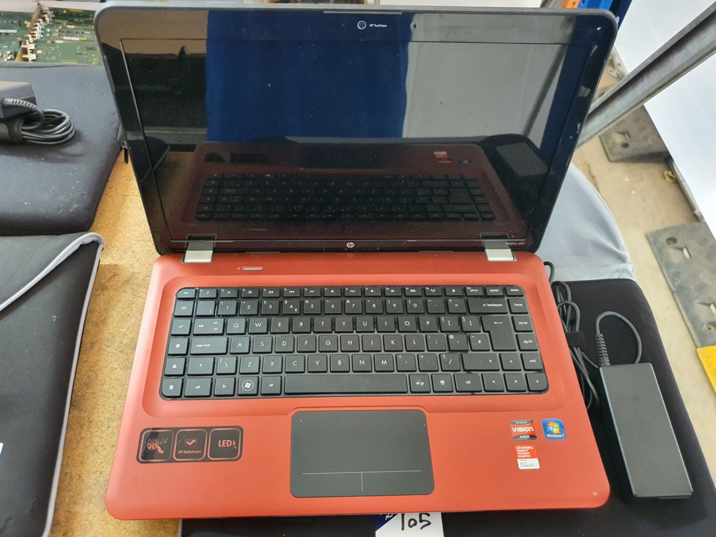 HP Pavilion DV6 AMD Vision laptop with PSU (red)