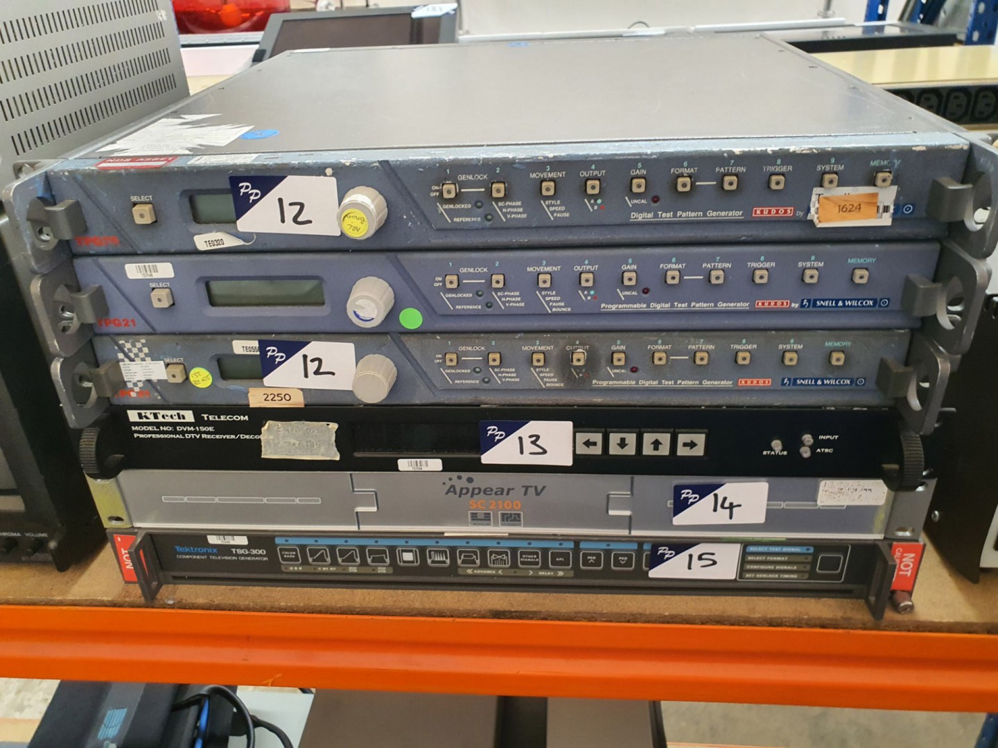 Snell & Wilcox TPG20 programmable digital test pat...
