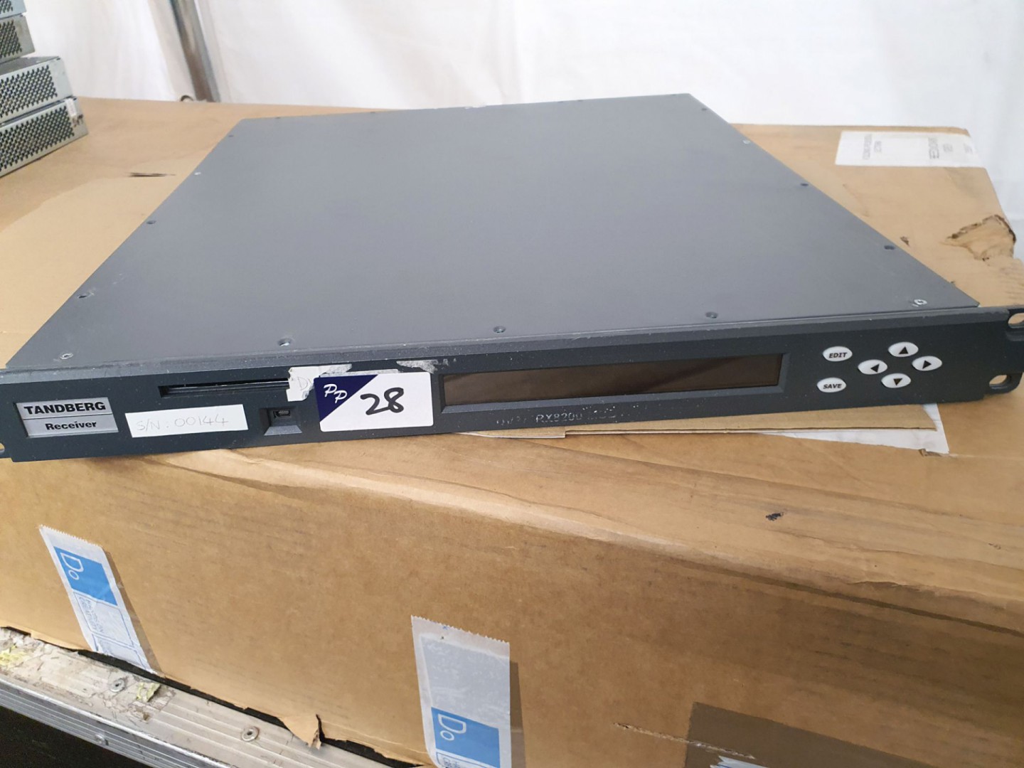 Tandberg RX8200 receiver