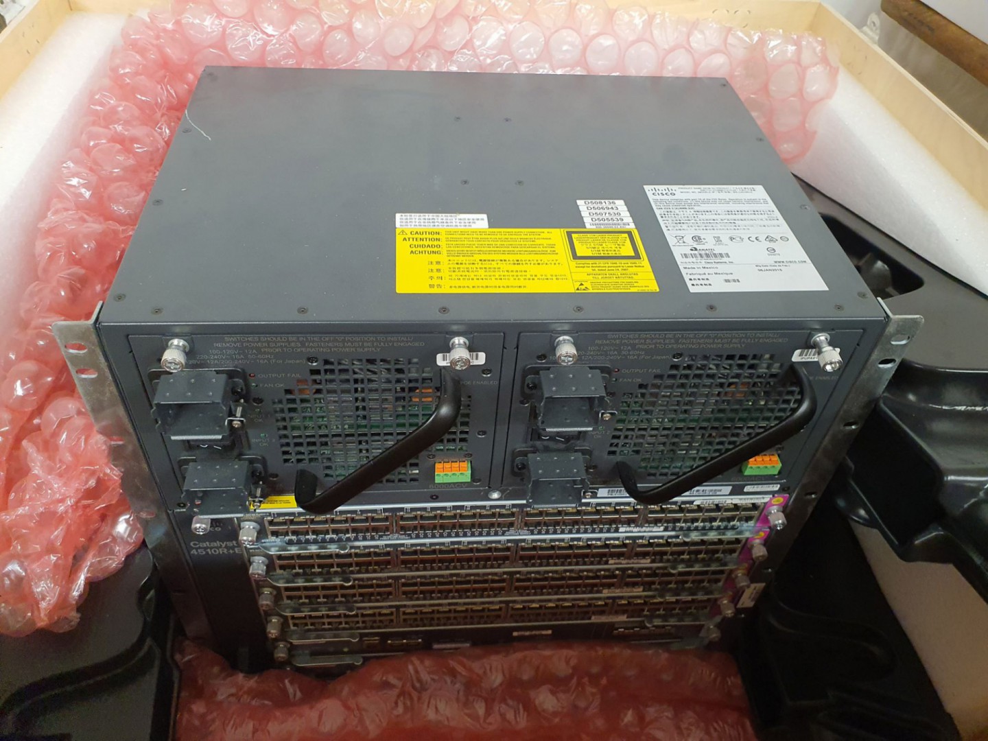 Cisco Catalyst 4510R+E frame inc: 8x WS-X4748-RJ45...