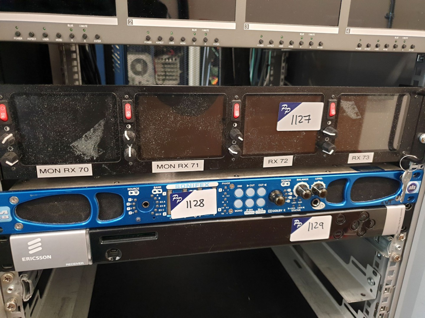 Product Shop LRM-4521 4x4" LCD rack type monitor