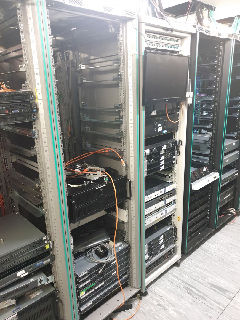 2x metal mobile server / component racks etc