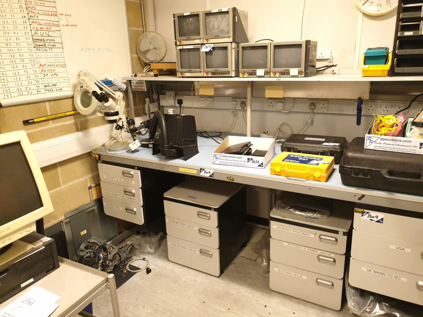 Modulux 2400x1000mm laboratory workbench with draw...