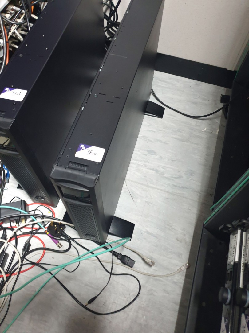 APC SMX2200R UPS