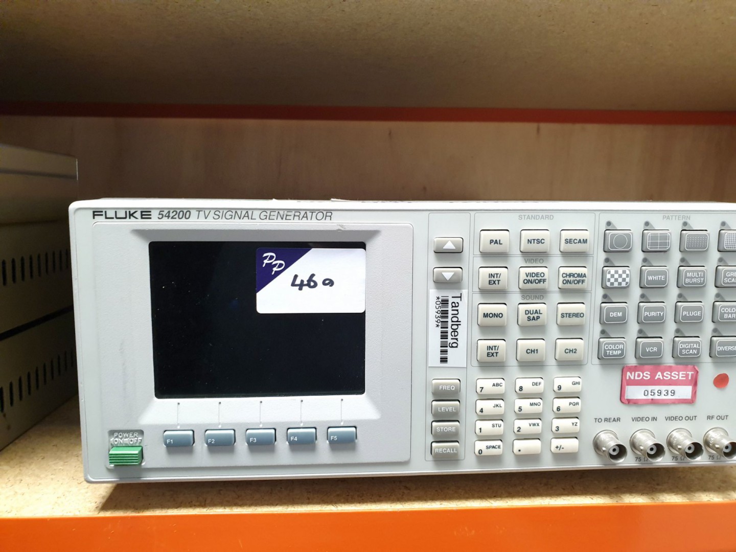 Fluke 54200 TV signal generator