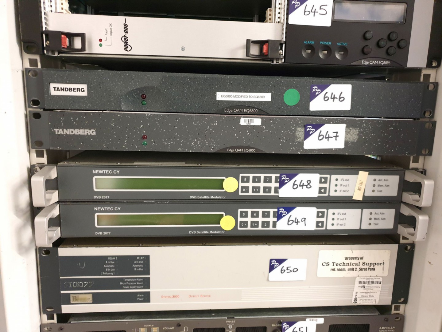 Newtec CY DVB 2077 DVB satellite modulator