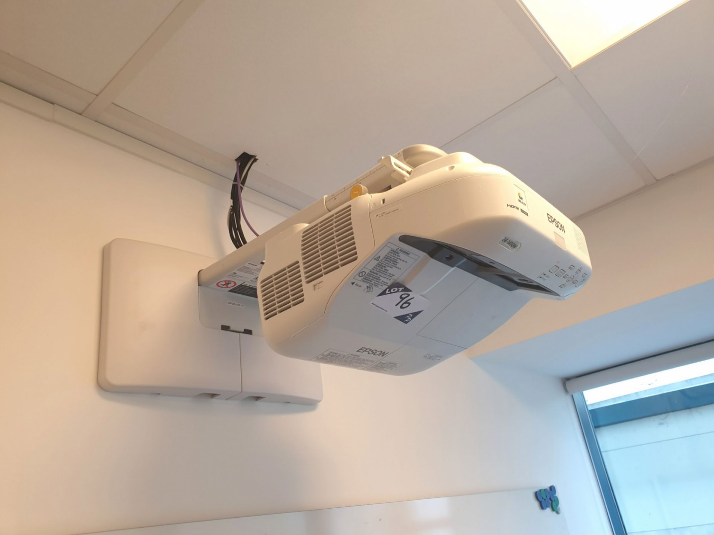 Epson EB-1410Wi interactive projector with remote,...