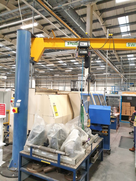 Pelloby 250kg SWL swing jib, 3.5m span x 3m high a...