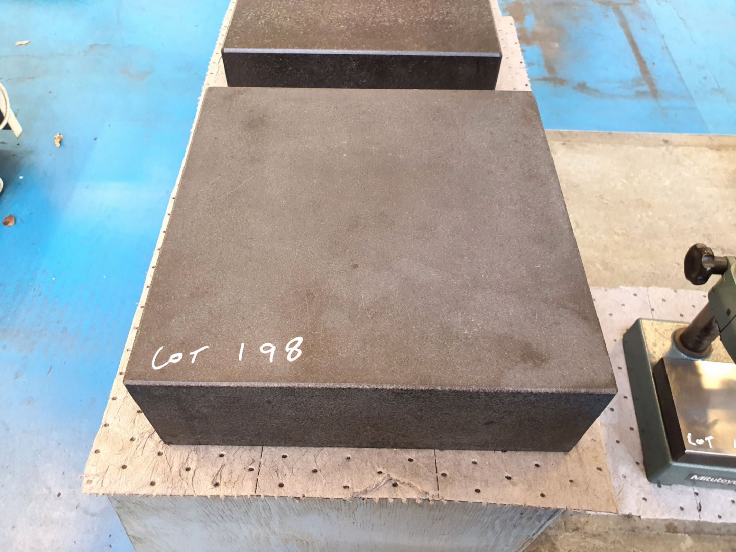 Granite surface plate, 300x300mm - lot located at:...