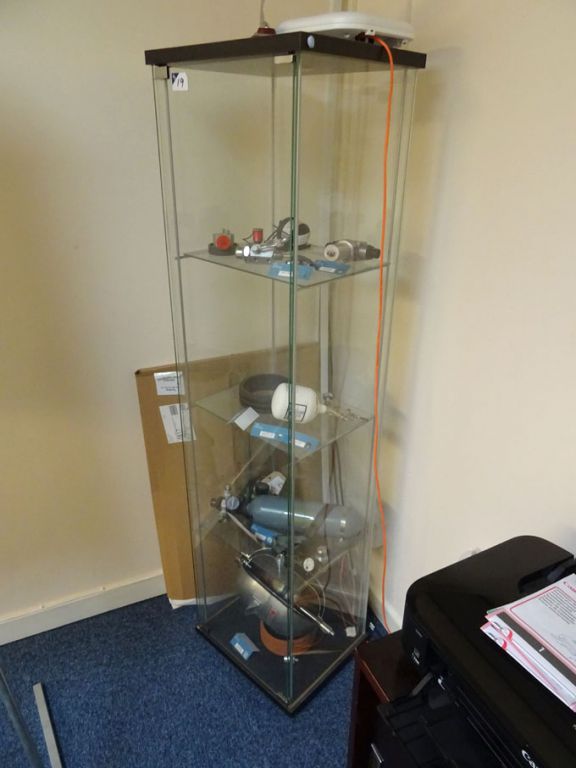 2x glazed display cabinets, 420x360x1600mm (conten...