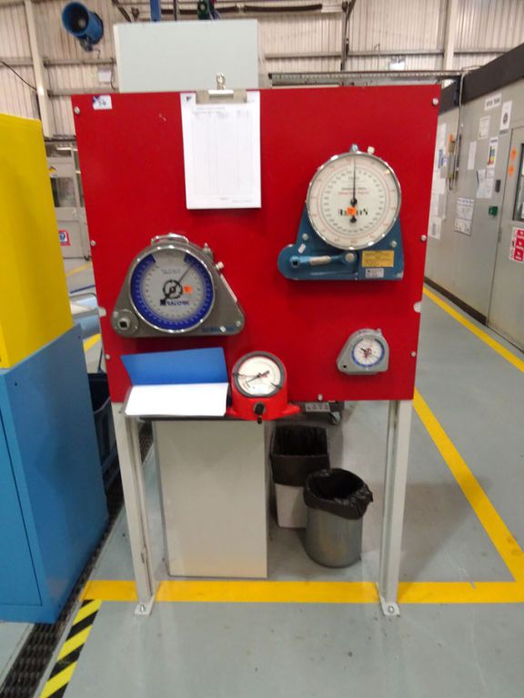 1800x1000mm torque station with 3x Acrotork meters...
