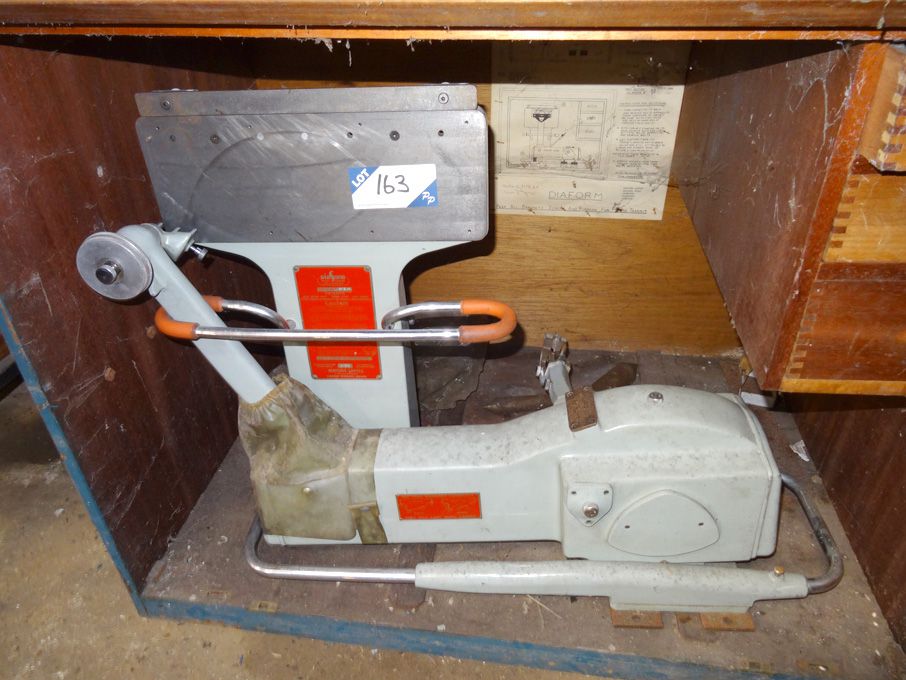 Large table mounted type Diaform