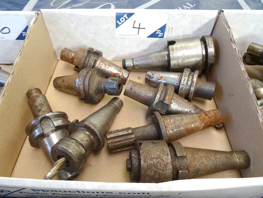 Qty various BT40 taper tool holders
