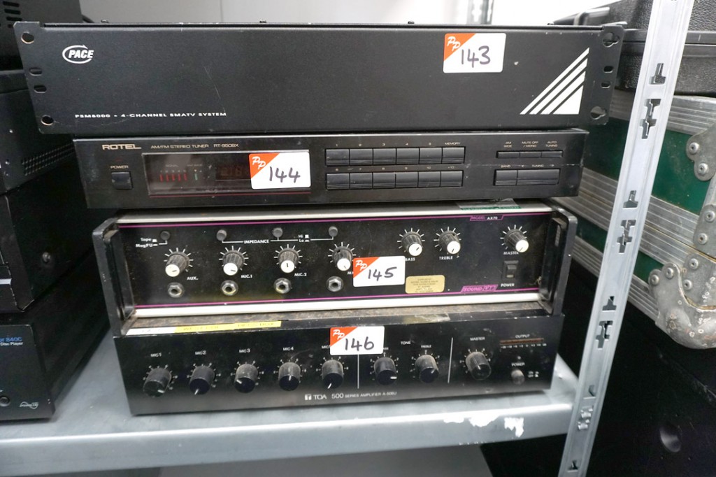 TOA A-506U Amplifier