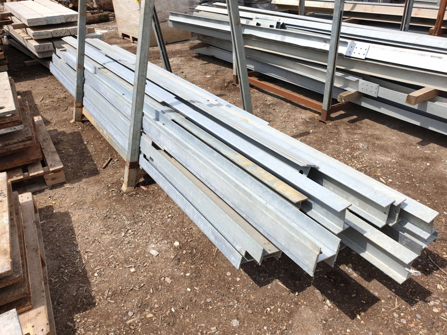 Qty various galvanised steel channels / RSJ's in s...