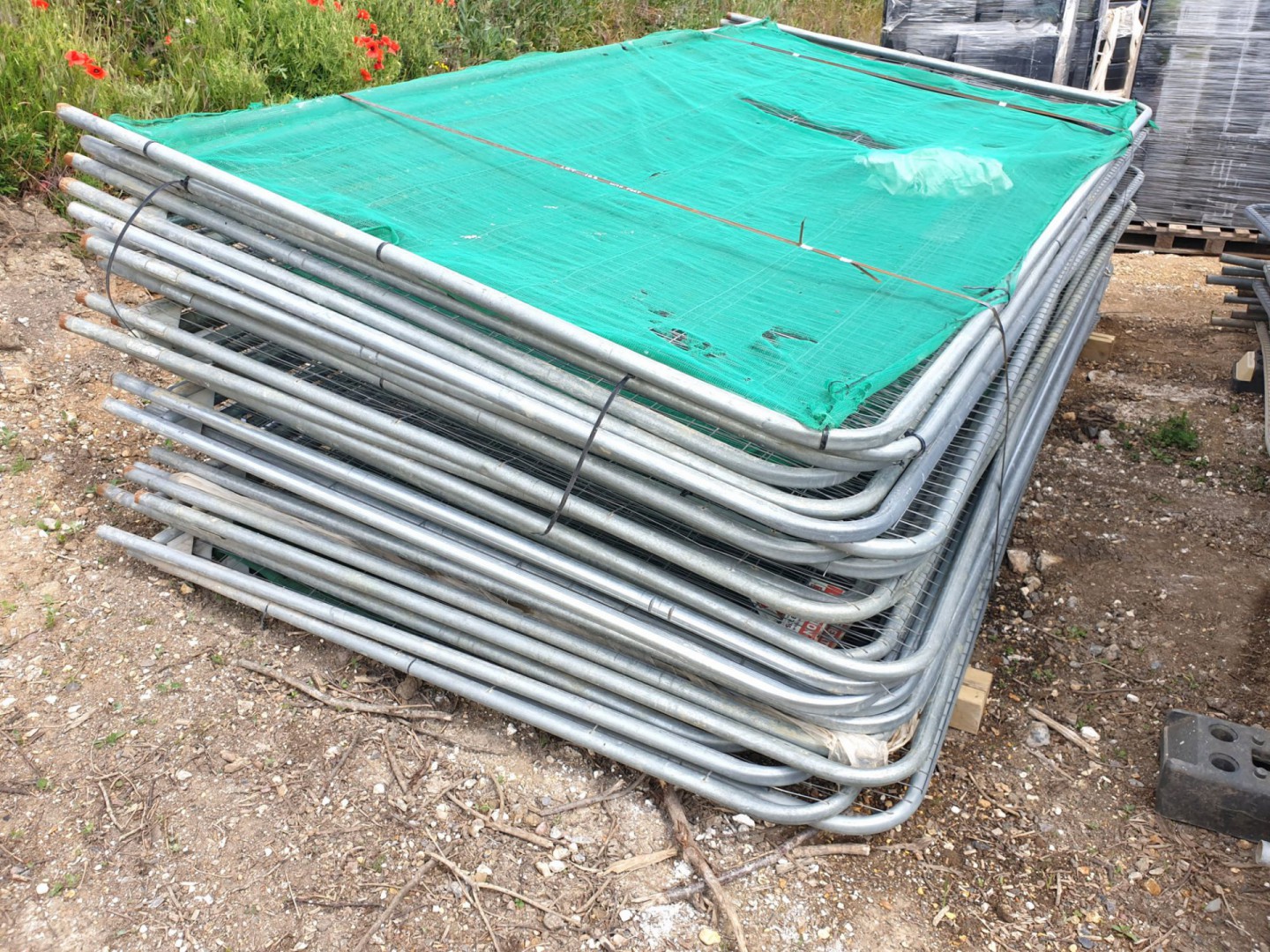 20+ Heras galvanised metal fencing panels, 3400x20...