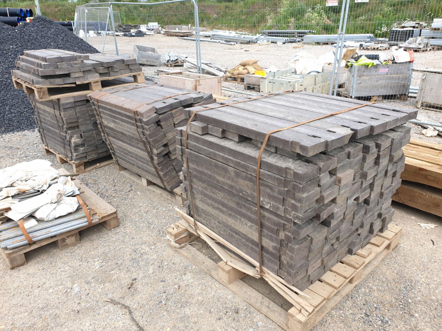 Large Qty brown composite retaining barrier / fenc...