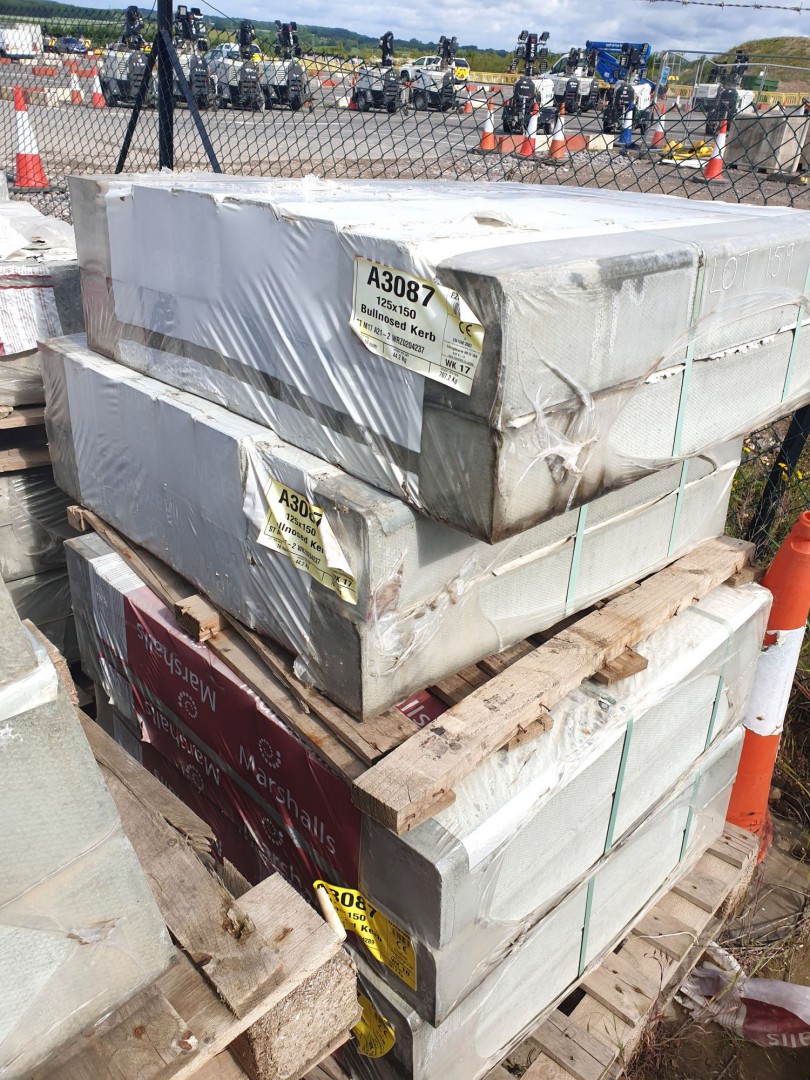 4 packs (16 per pack) Marshall 125x150mm bull nose...