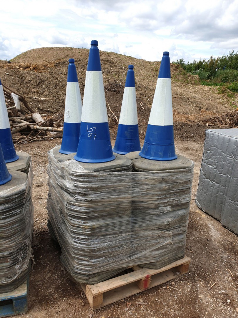 60x HW Martin / Apollo etc blue road cones on pall...