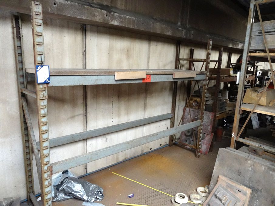 15 bays various heavy duty boltless pallet racking...