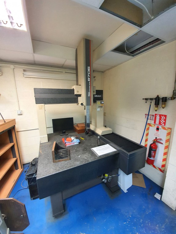 Mituoyo B-706 manual CMM, 1280x1000mm approx grani...
