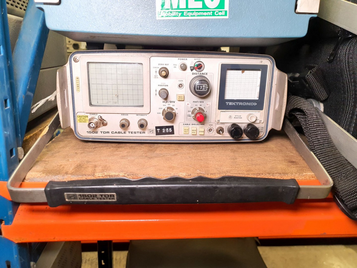 Tektronix 1502 TDR cable tester (B605) - Lot locat...