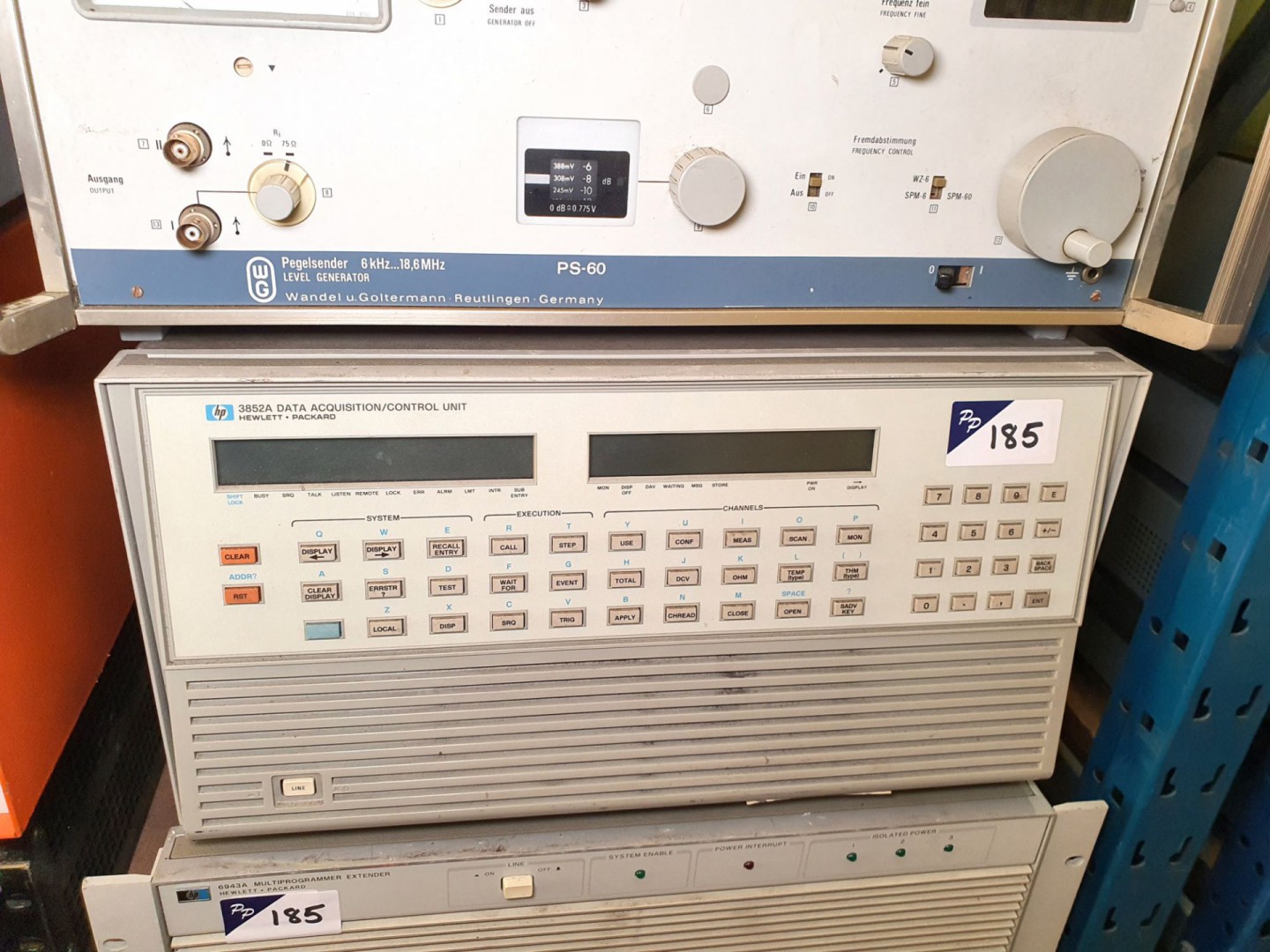 HP 6943A multi programmer extender with HP3852A da...