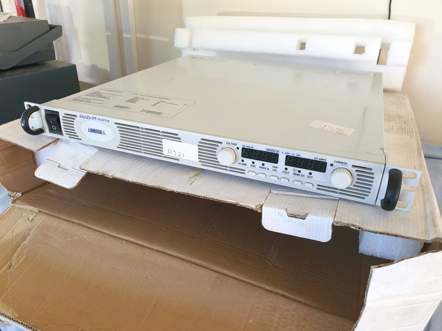 Lambda Genesys Gen 50-30 power supply, 0-50v, 0-30...