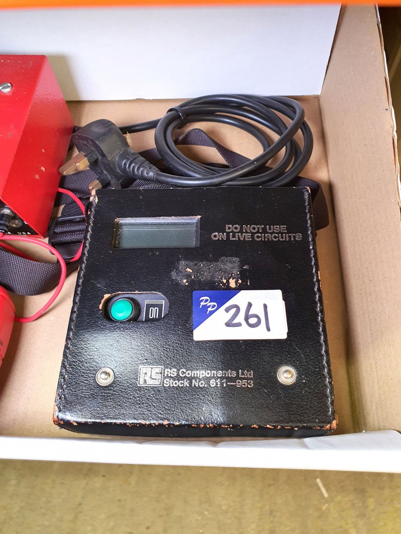 RS components 611-953 low ohm meter with case (B38...