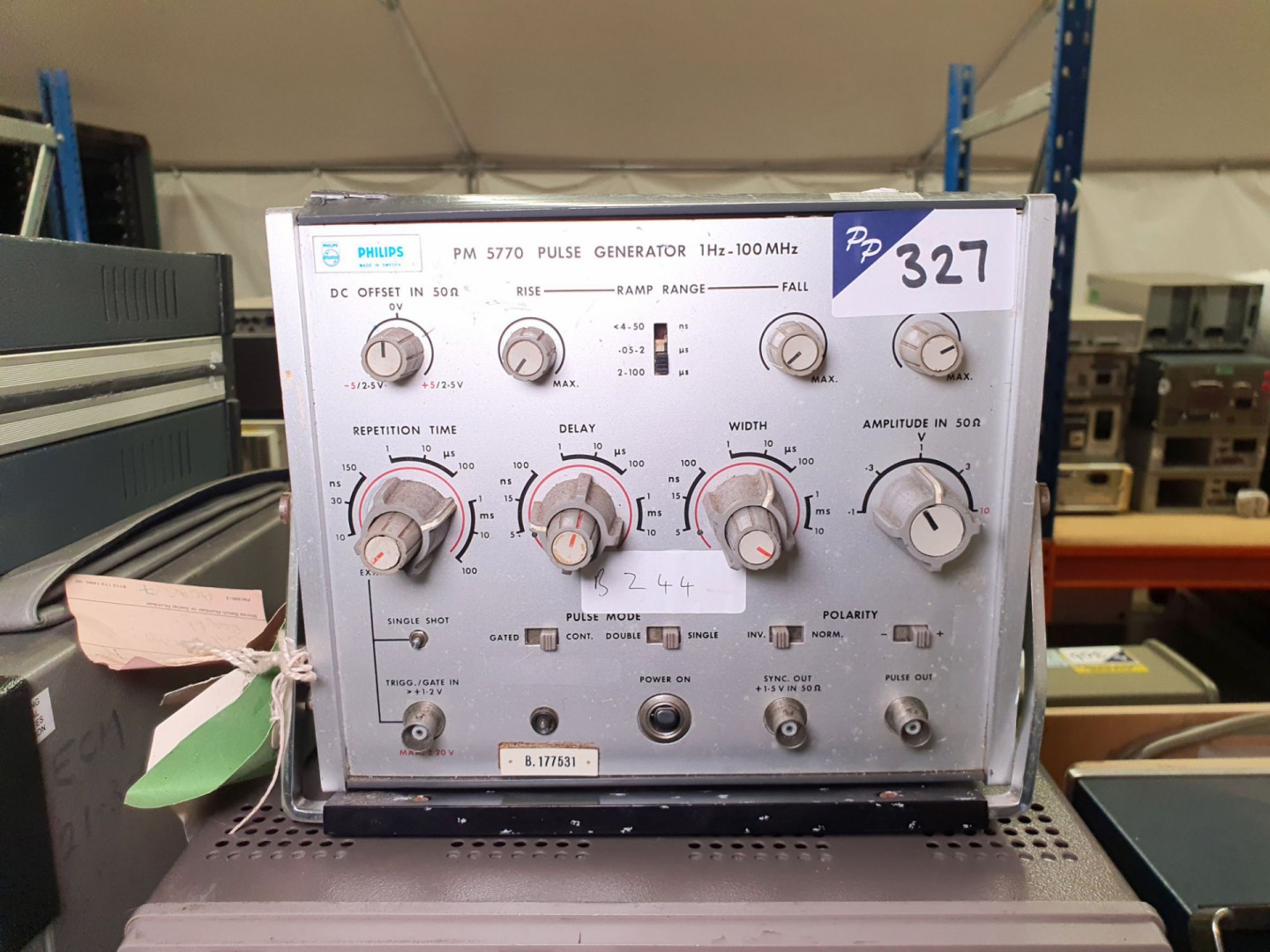 Philips PM 5770 pulse generator, 1Hz-100MHz (B244)...