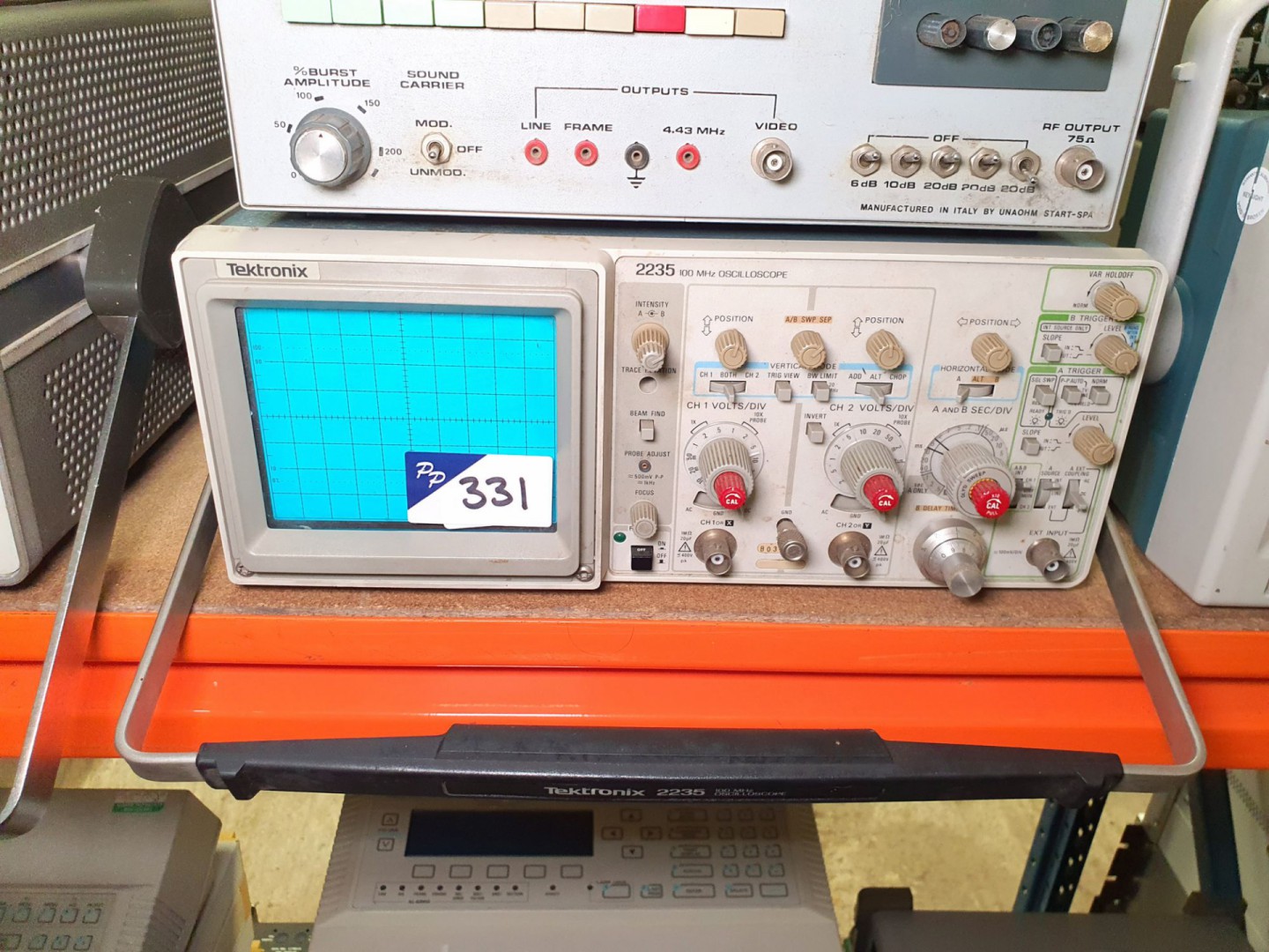 Tektronix 2235 100MHz dual trace scope (B737) - Lo...