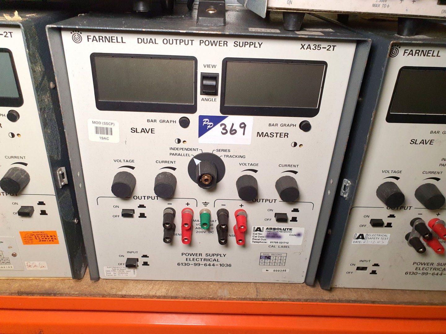 Farnell XA 35-2T PSU, 0-35v, 0-2A twin output (B33...