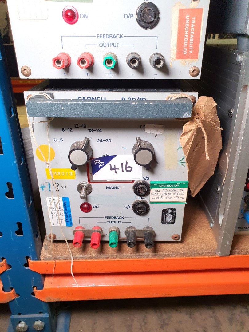 Farnell B30/10 PSU, 0-30v, 10A (B602) - Lot locat...