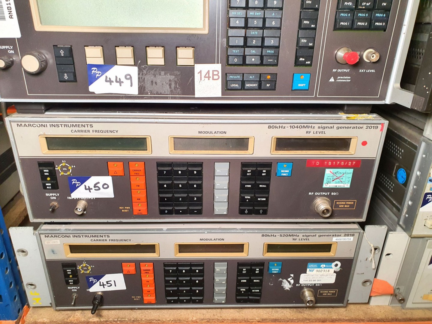 Marconi 2019 signal generator, 80kHz -1040MHz, AM/...