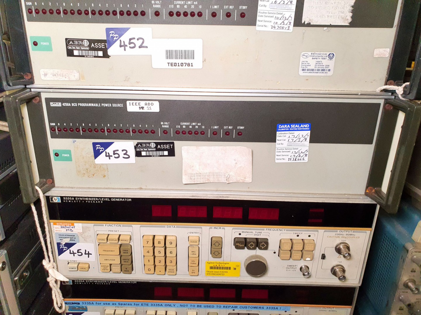 Fluke 4250A BCD programmable power source (B703) -...