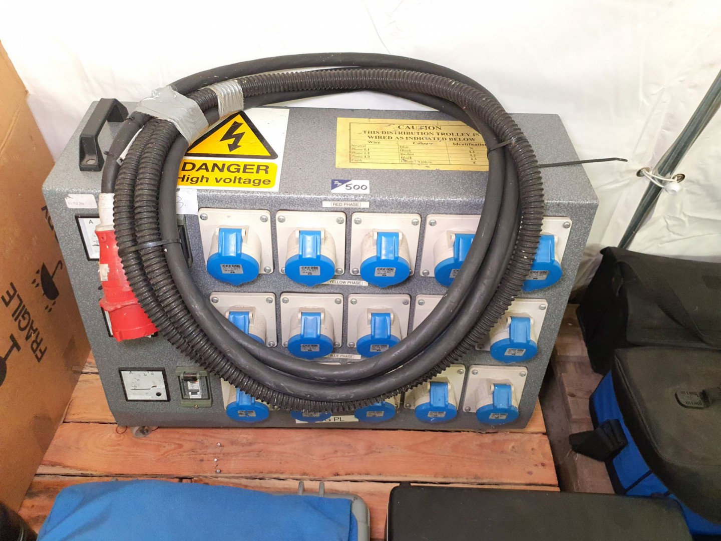 Mains distribution panel, 3PH to single phase dist...