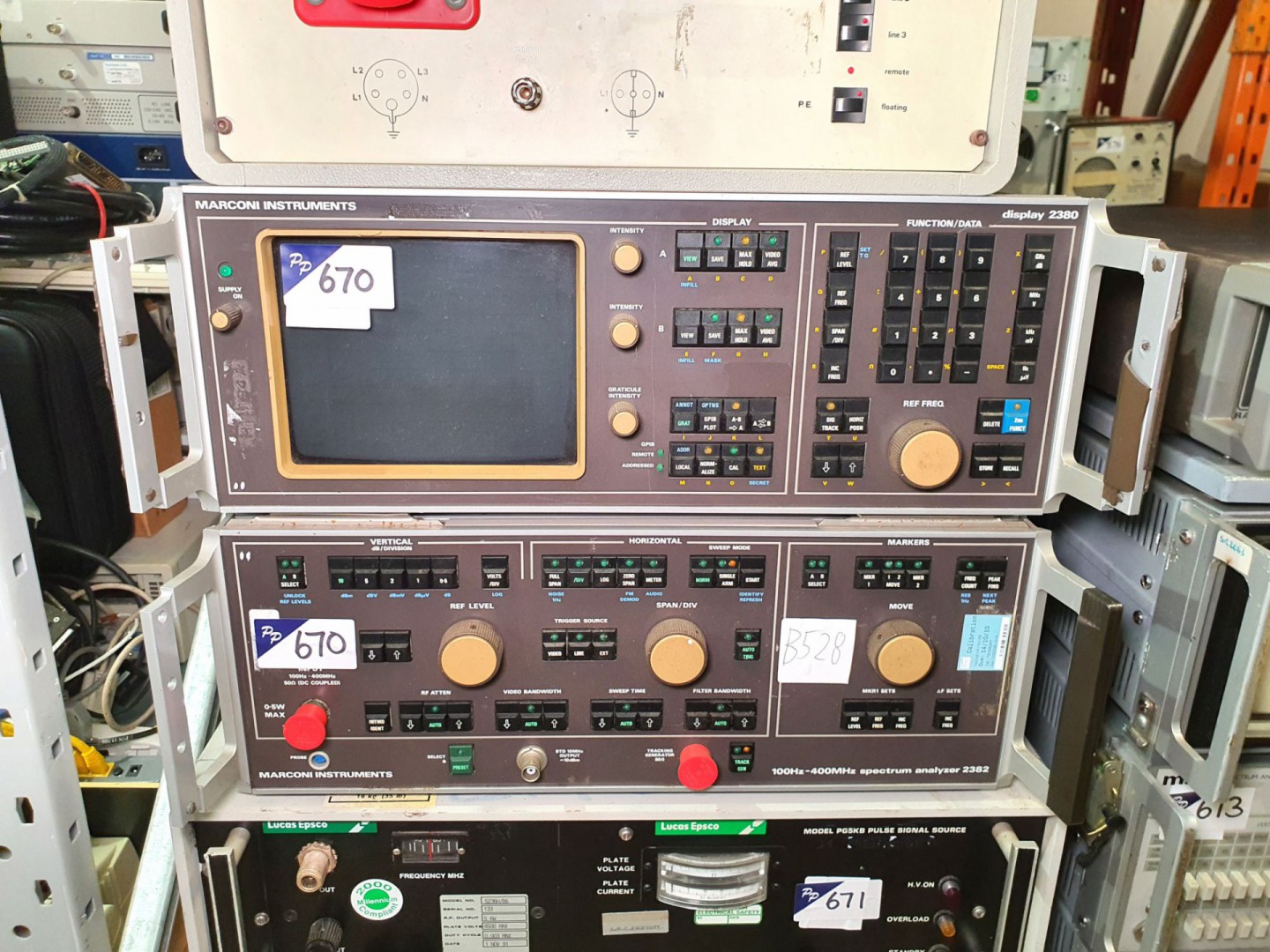 Marconi 2380/2382 spectrum analyser (B528) - Lot l...