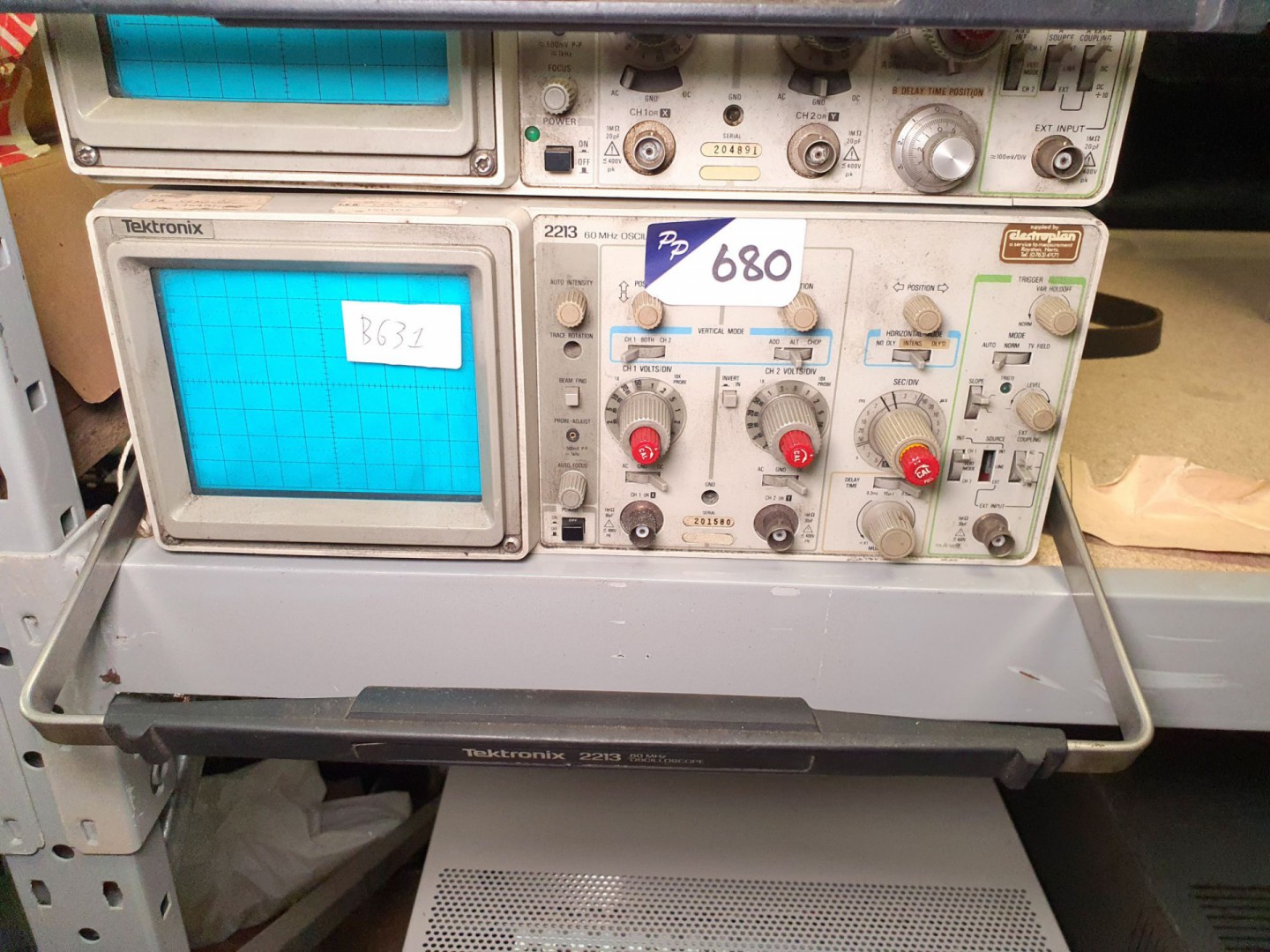 Tektronix 2213 60MHz scope, dual trace (spares or...
