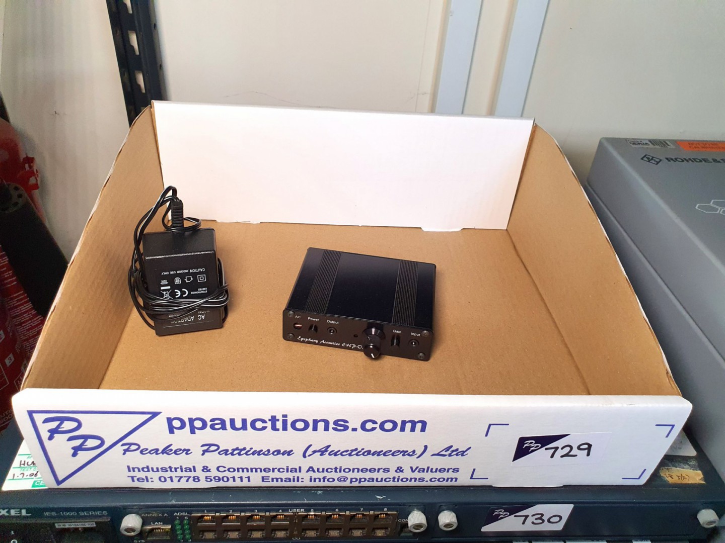 Epiphany Acoustics EHP-02 headphone amp - Lot loca...