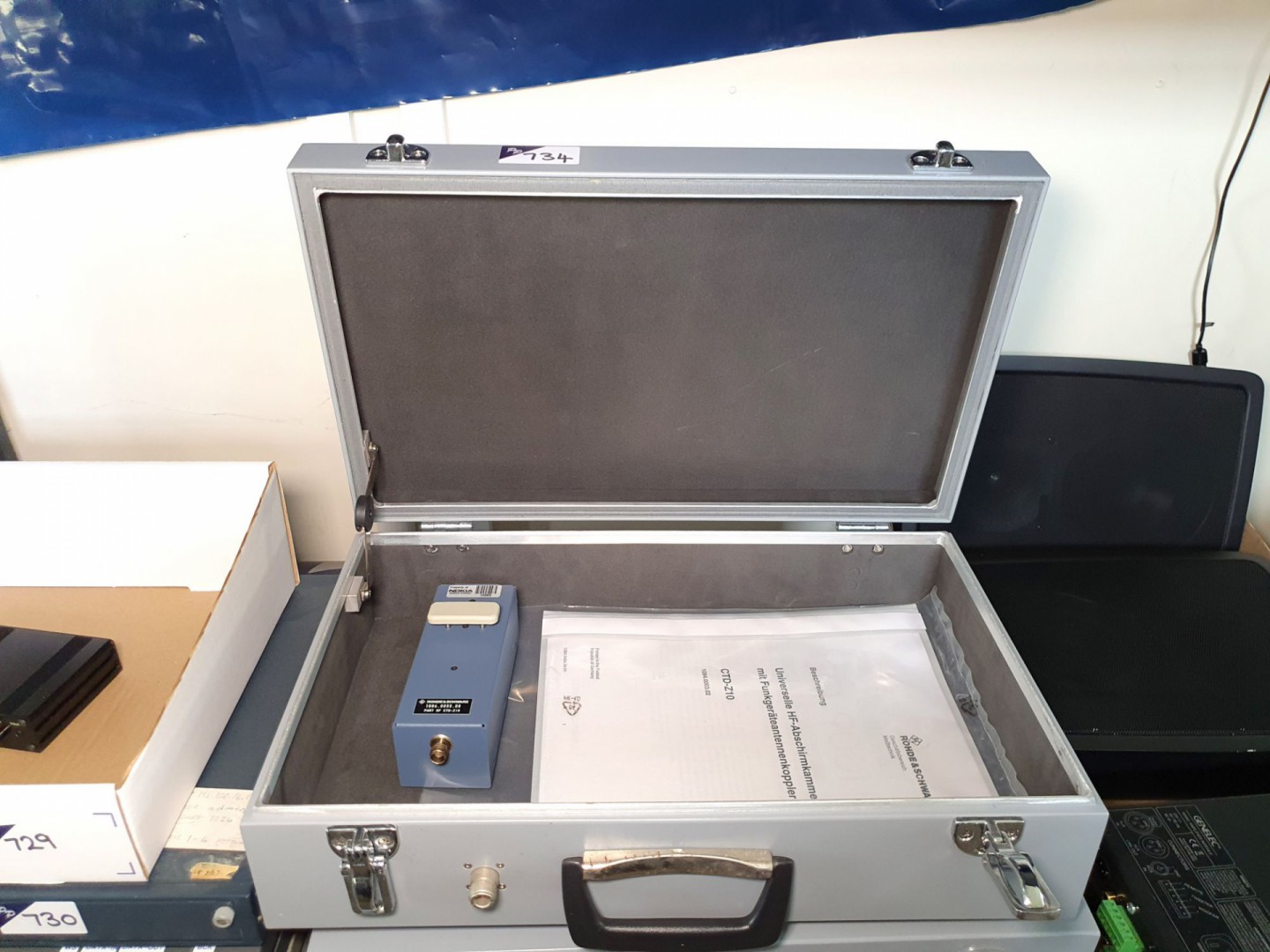 Rohde & Schwarz CTD-Z10 shielded box - Lot located...
