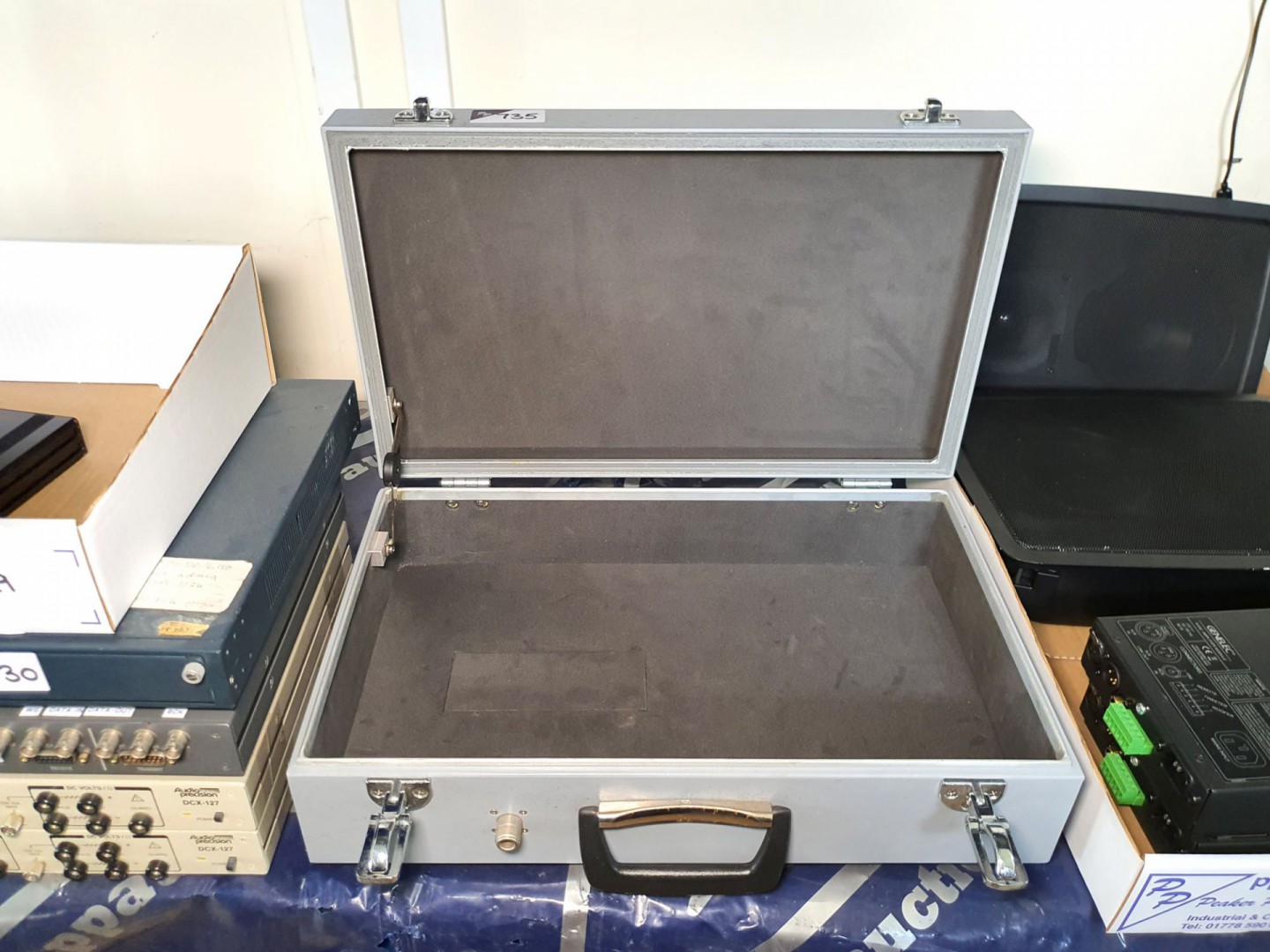 Rohde & Schwarz CTD-Z10 shielded box - Lot located...