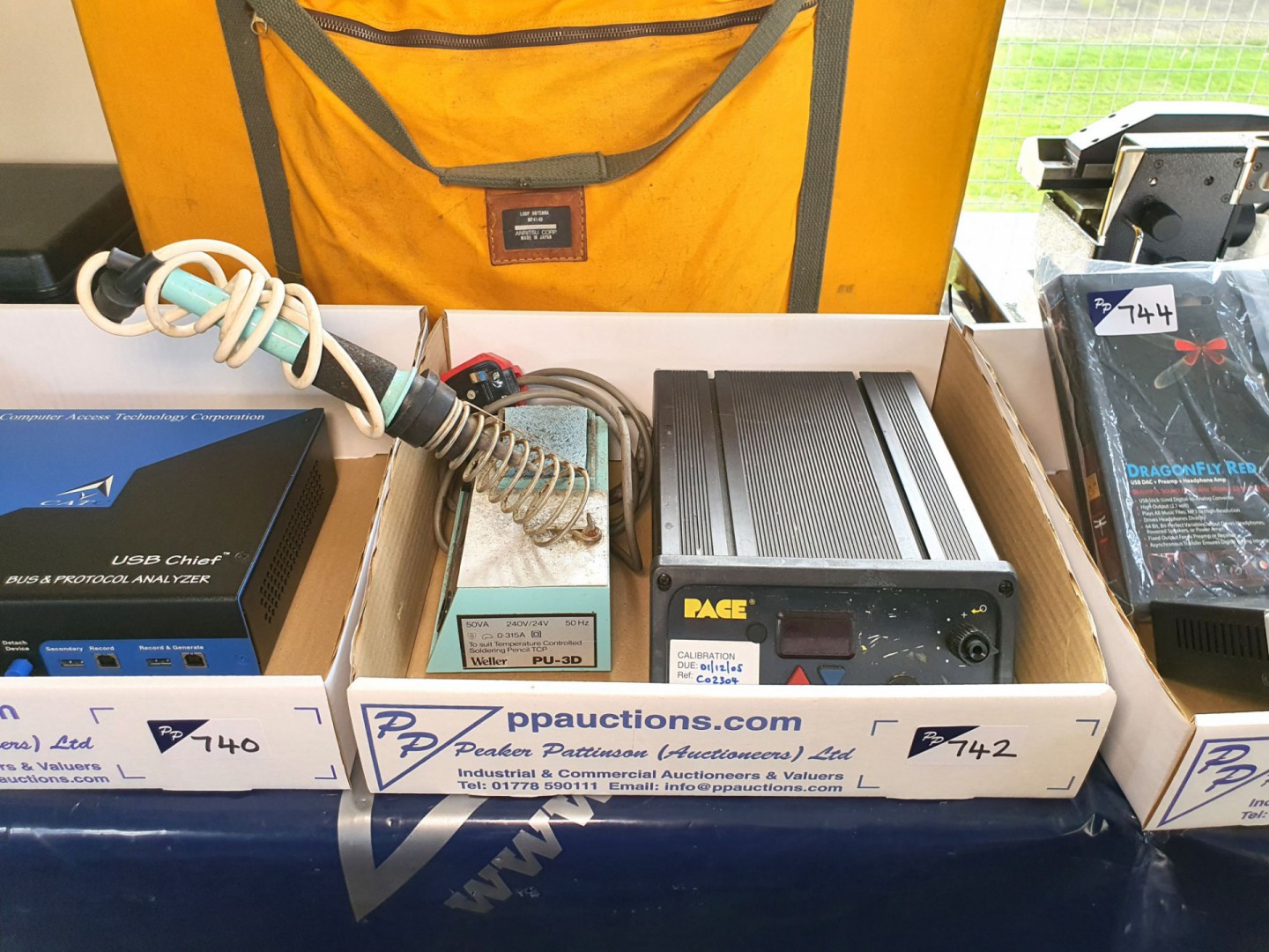 Pace ST115 soldering iron power supply, Weller PU-...