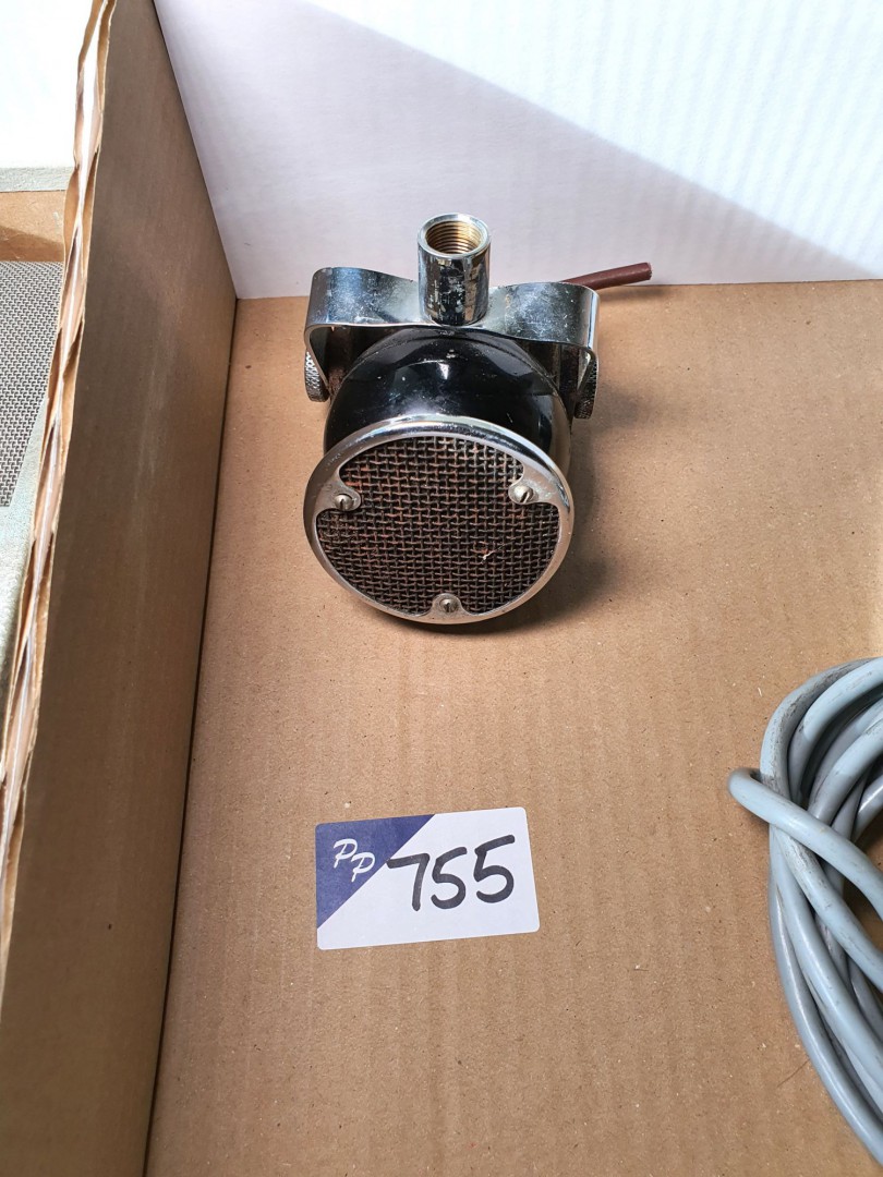 Standard Electric 4021C microphone - Lot located a...