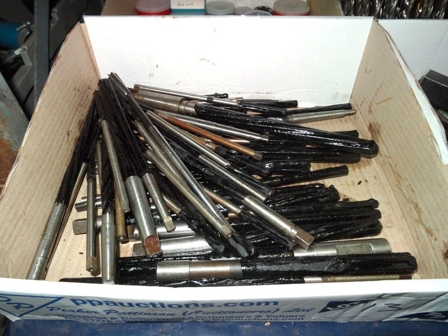Qty various long series HSS reamers (unused) - lot...